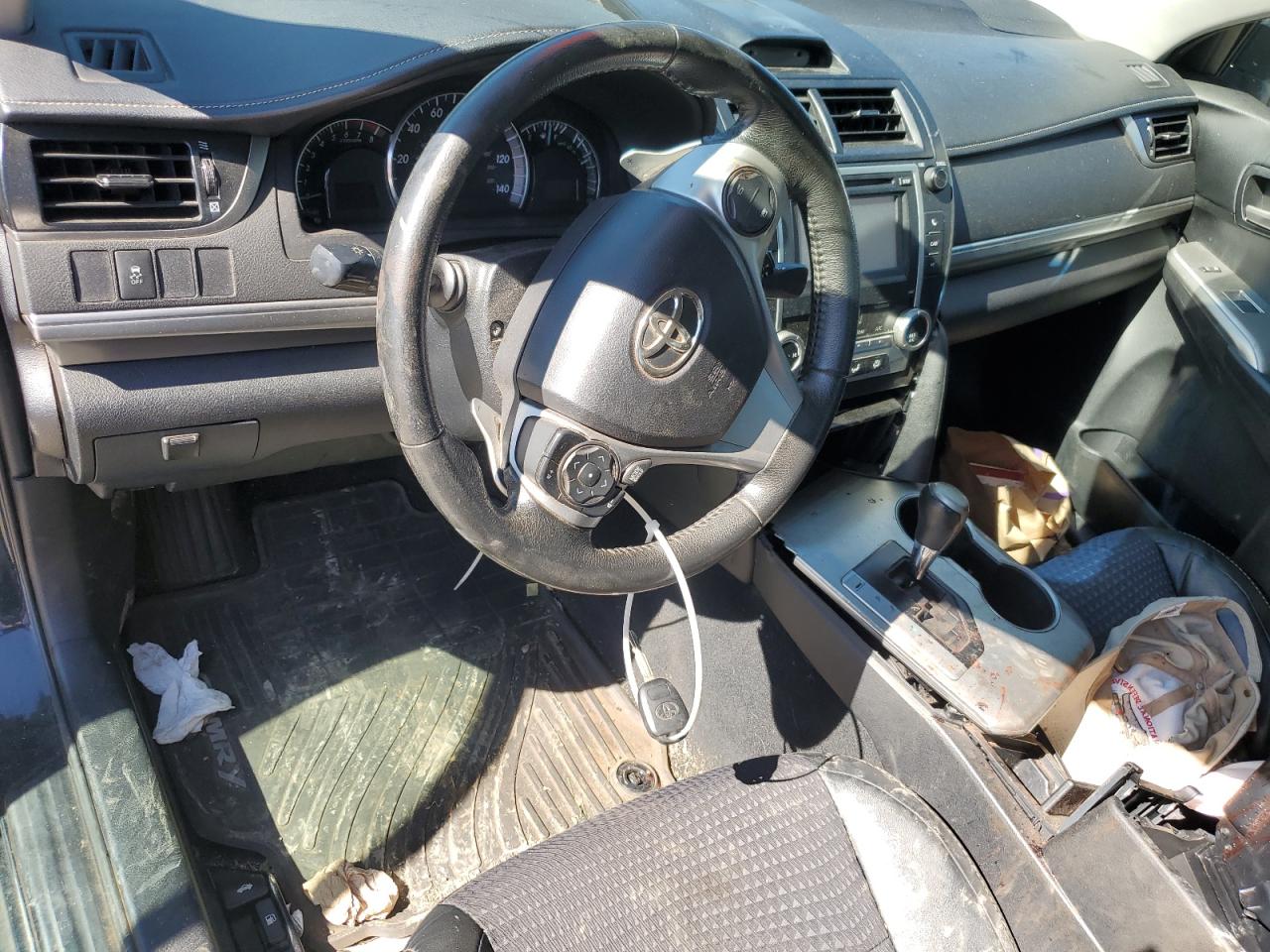 2012 Toyota Camry - Image 8