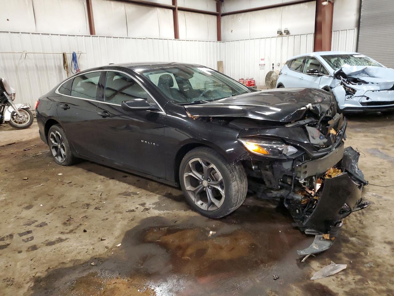 2020 Chevrolet Malibu - Image 4