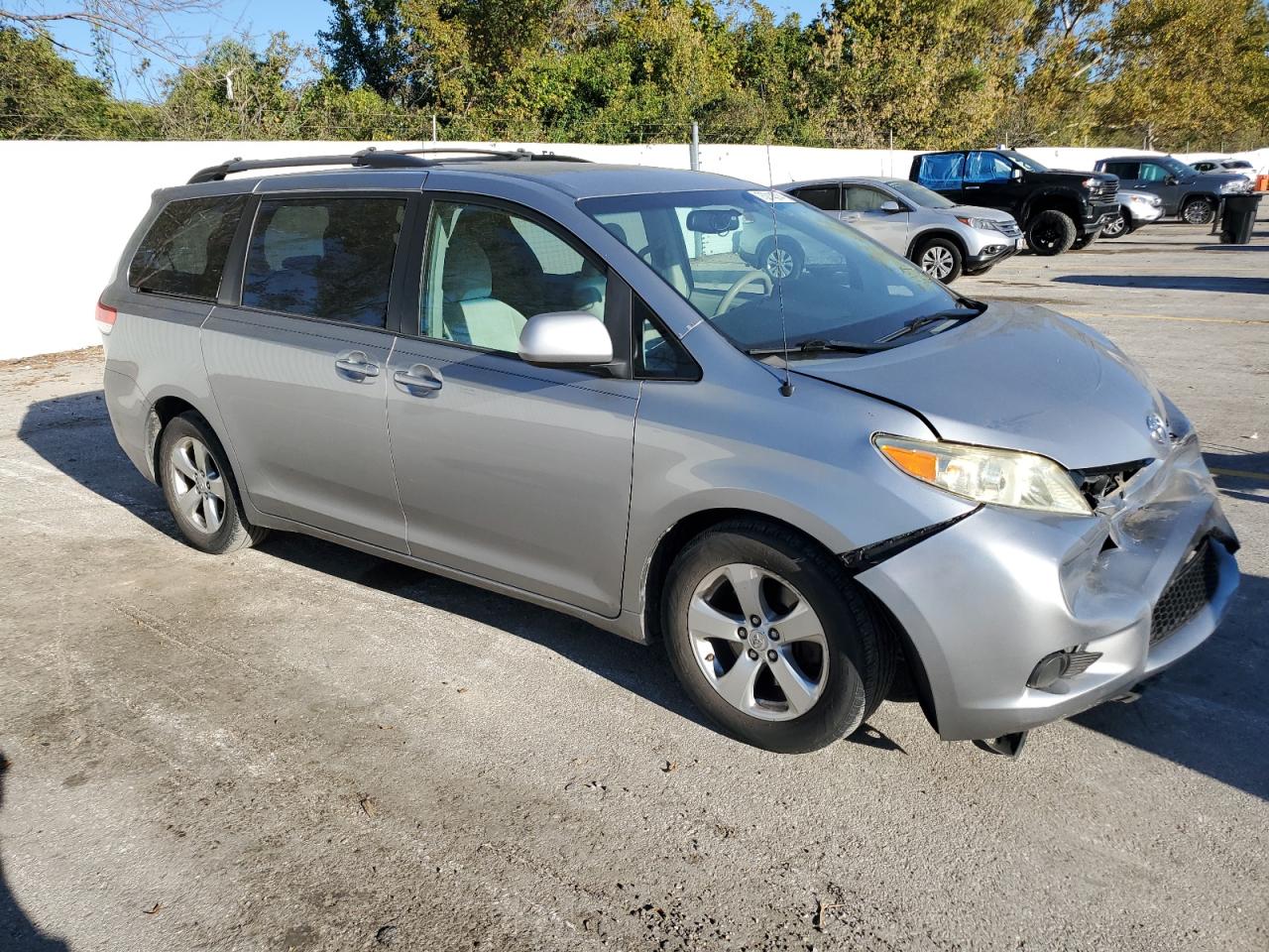 5TDKK3DC5DS332673 2013 Toyota Sienna Le