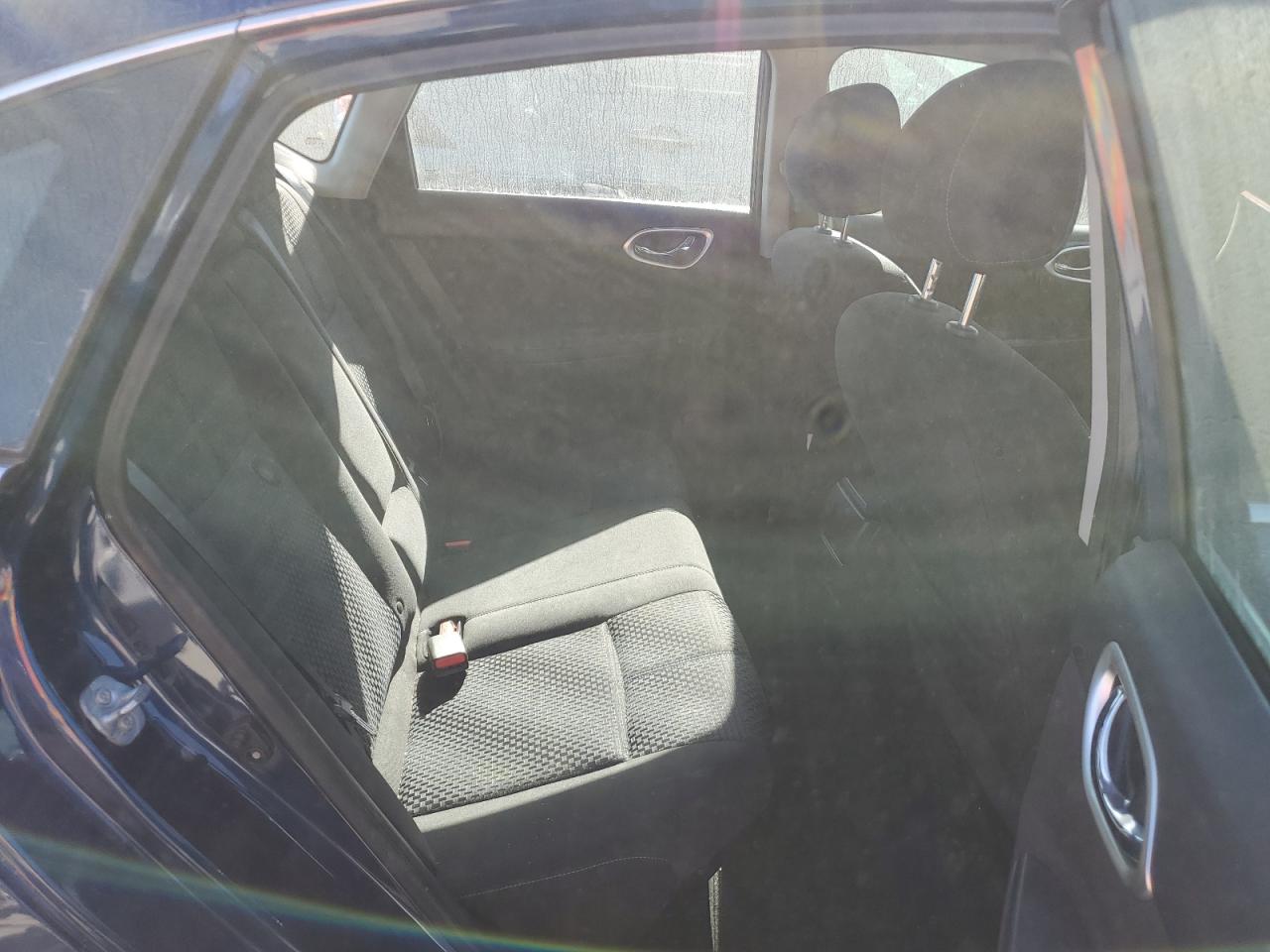 2017 Nissan Sentra - Image 10