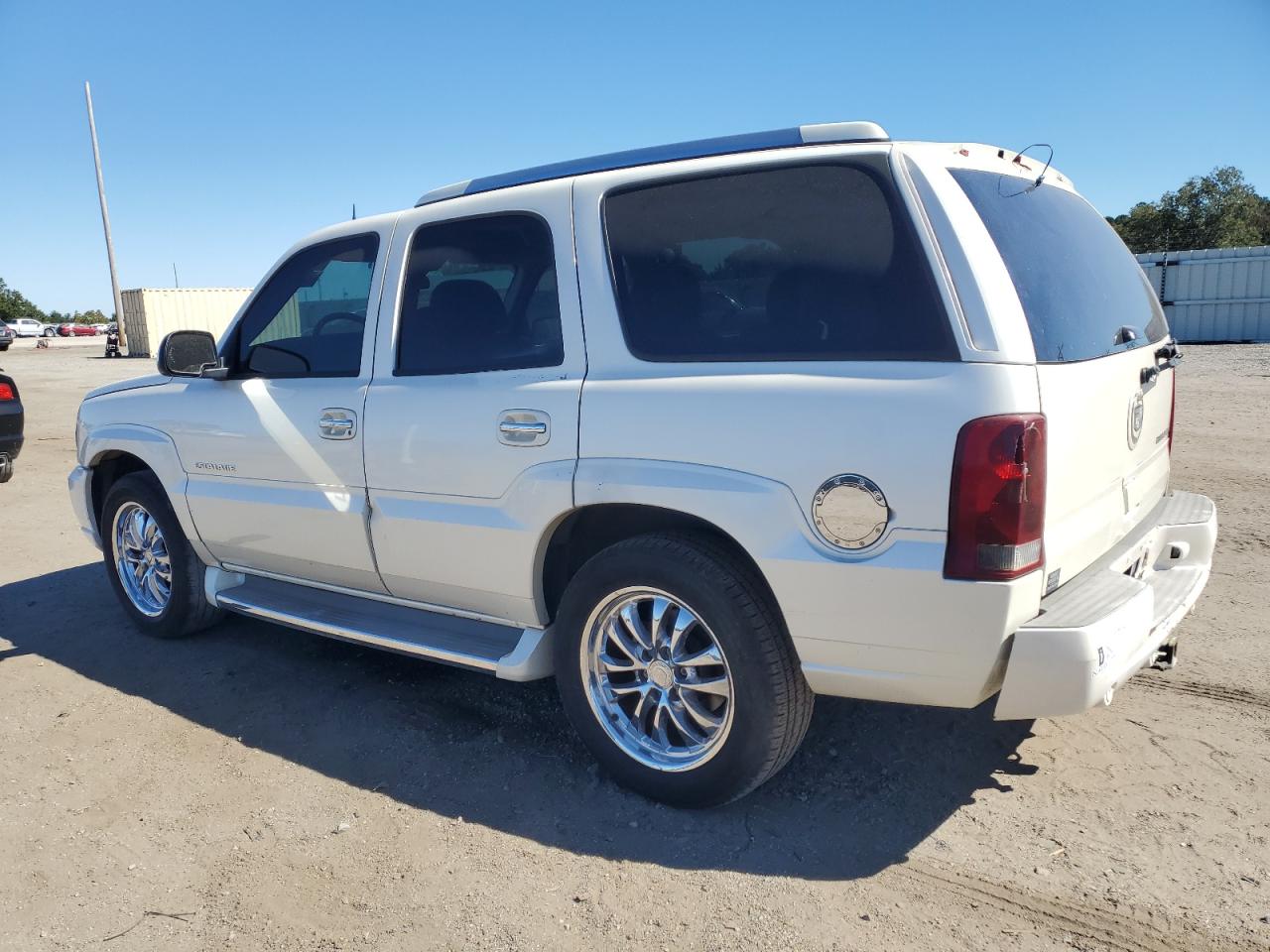 2005 Cadillac Escalade Luxury VIN: 1GYEK63NX5R154545 Lot: 75719284