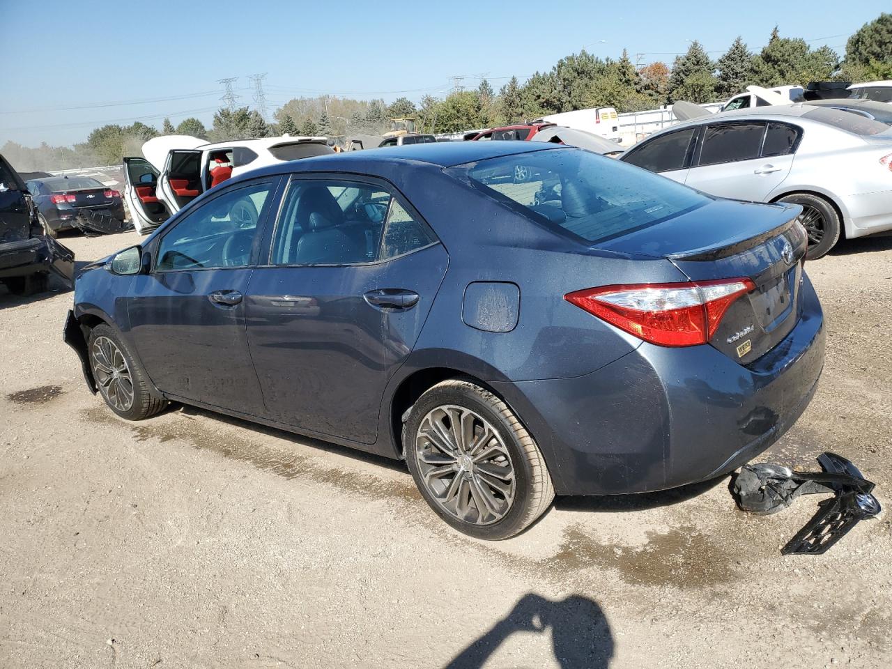 2T1BURHE6FC359871 2015 TOYOTA COROLLA - Image 2