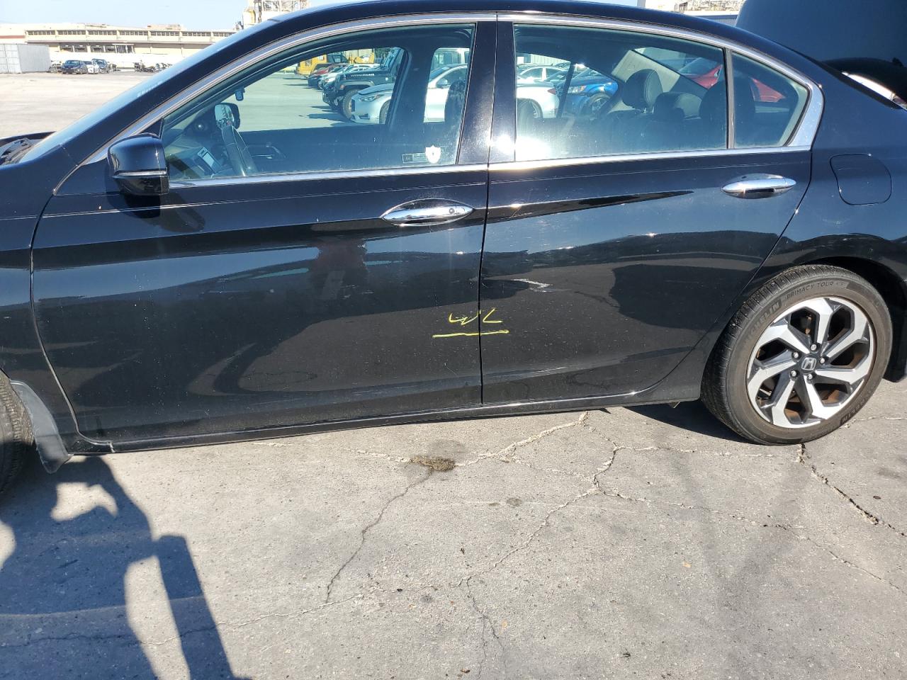 1HGCR3F82HA006276 2017 Honda Accord Exl