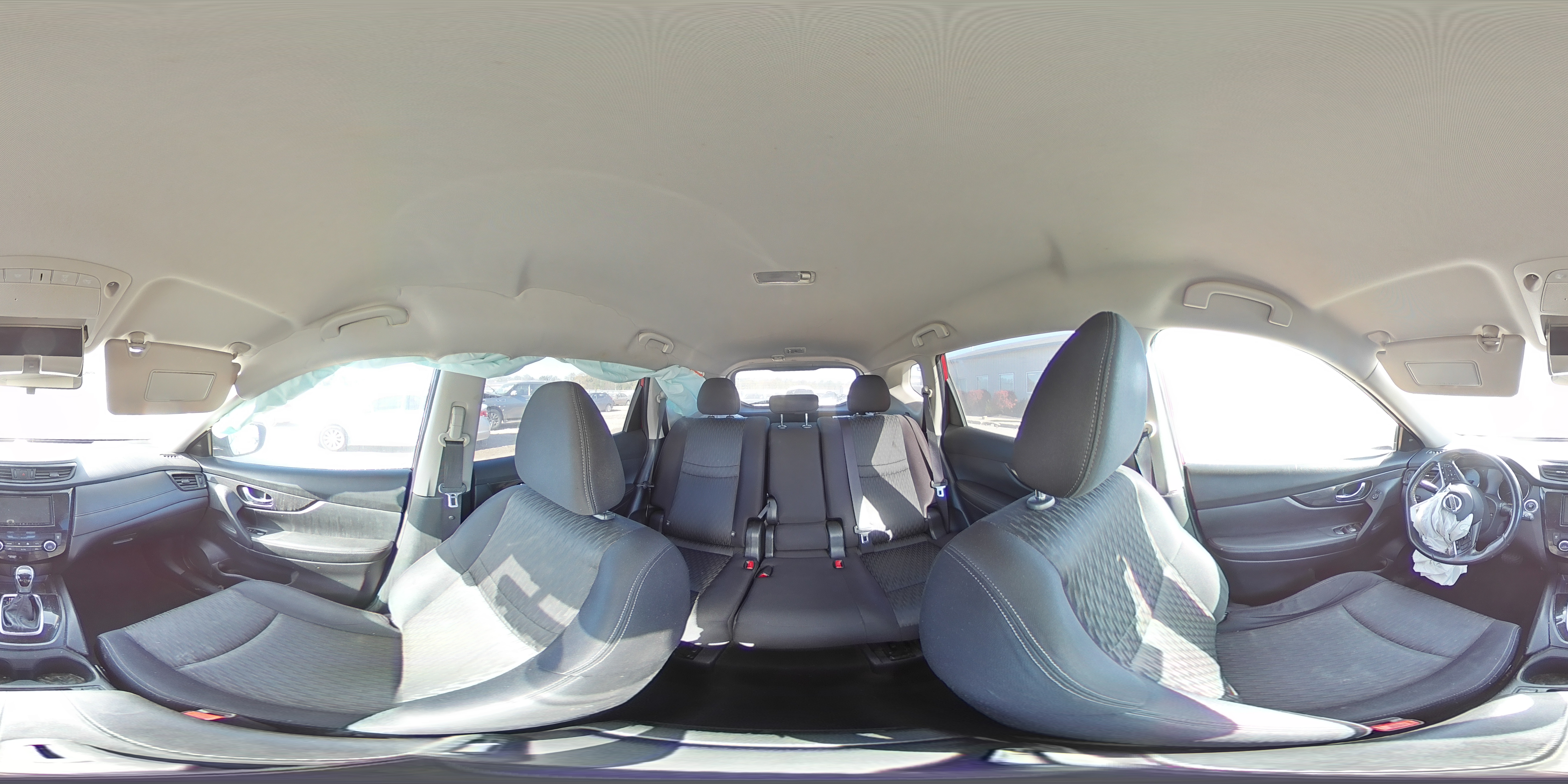 2017 Nissan Rogue - Image 15
