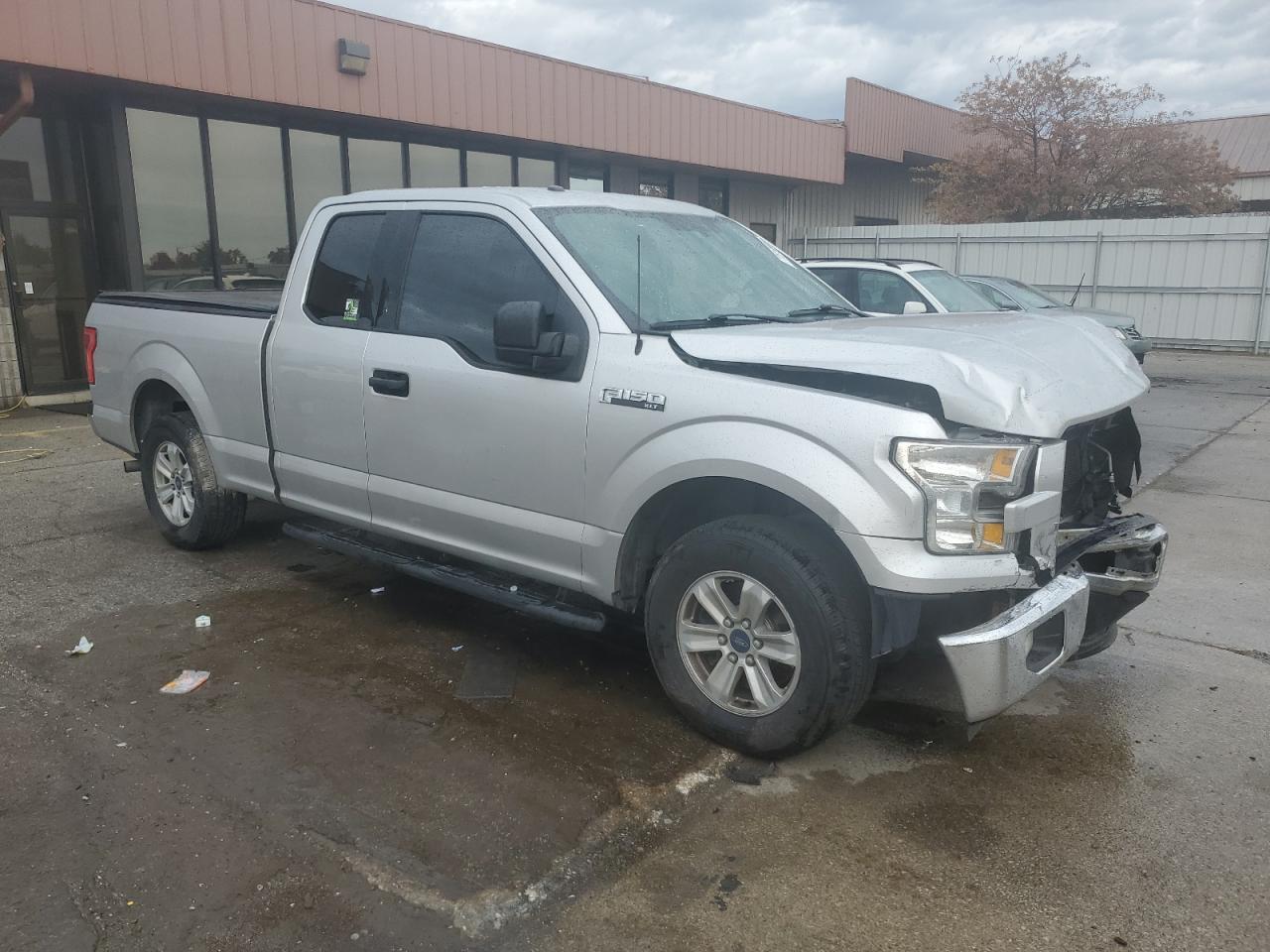 VIN 1FTEX1C84FFB50160 2015 FORD F-150 no.4