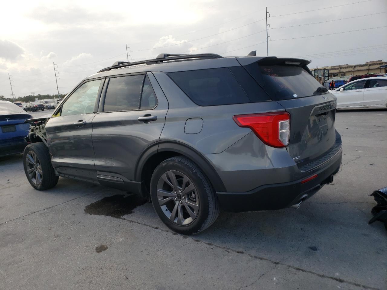 2021 Ford Explorer - Image 2