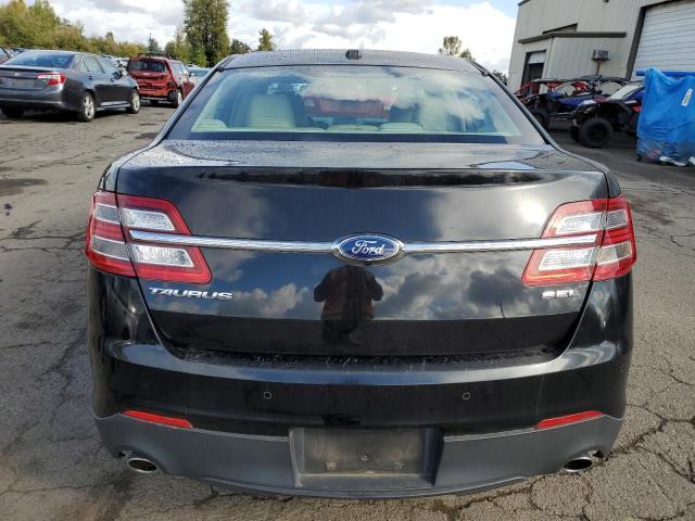  FORD TAURUS 2016 Черный