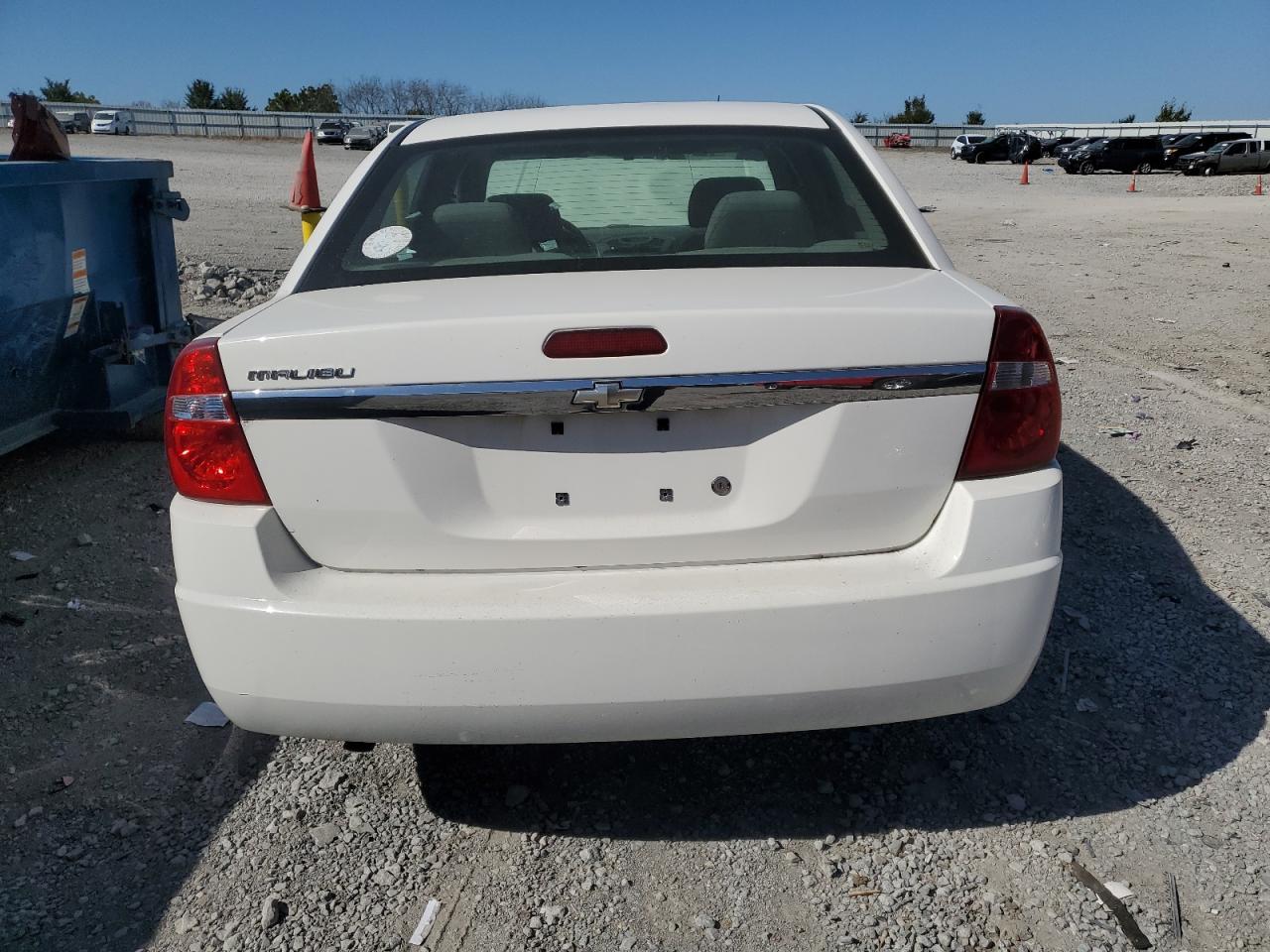 2005 Chevrolet Malibu - Image 6