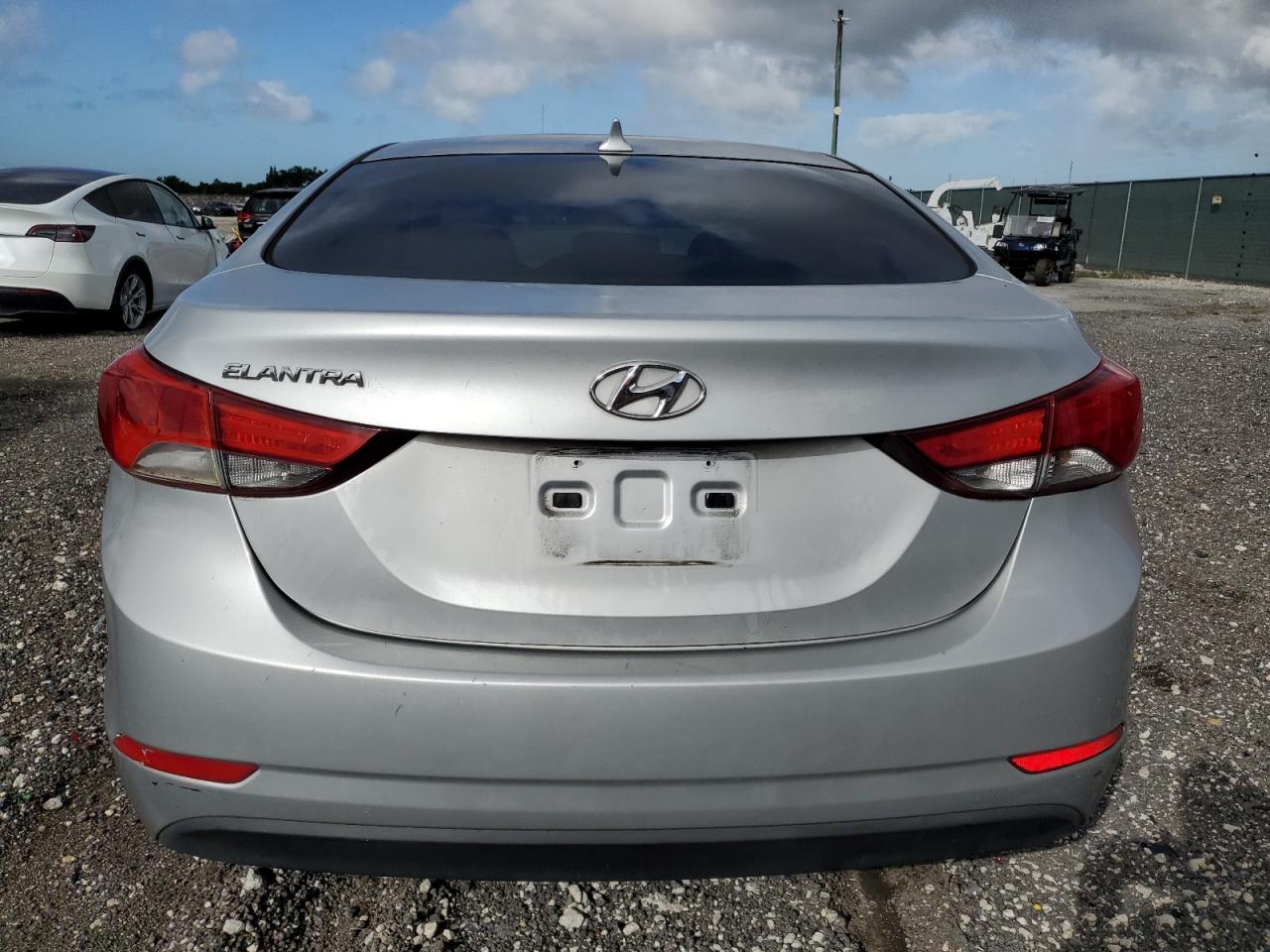 2014 Hyundai Elantra Se VIN: 5NPDH4AE7EH476185 Lot: 76974894