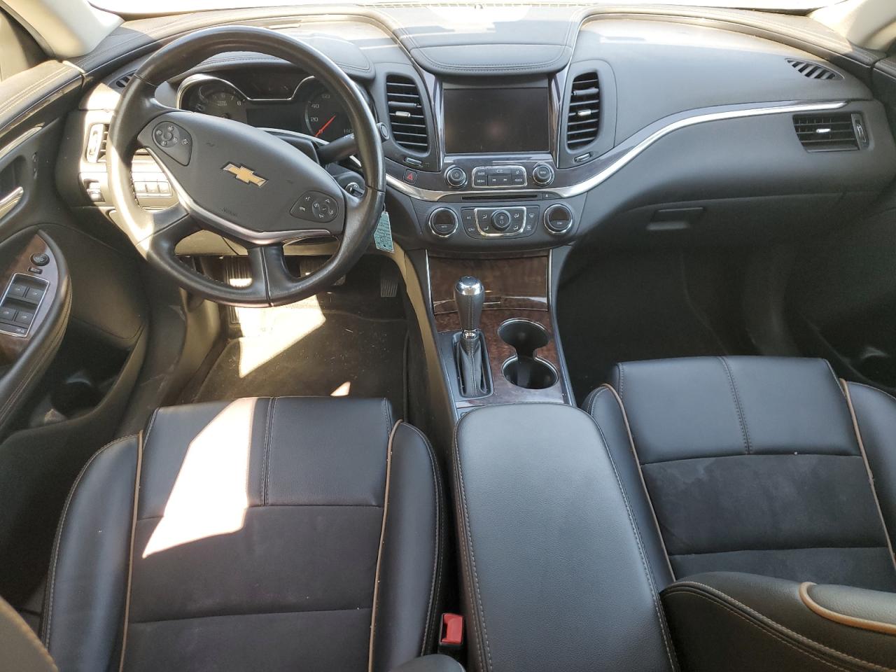 2015 Chevrolet Impala - Image 8