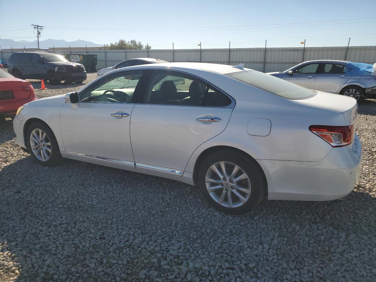 2012 Lexus ES - Image 2