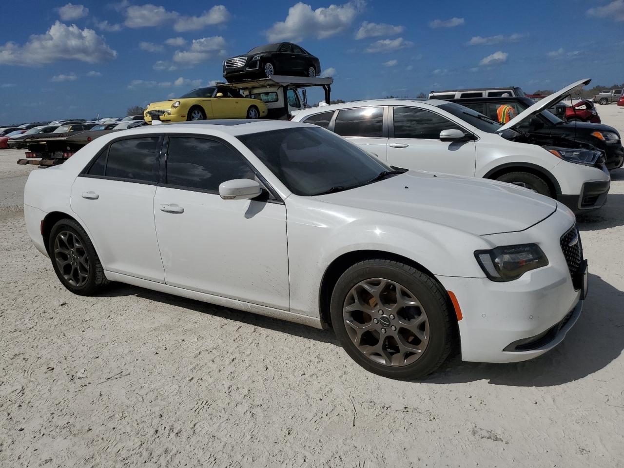 2015 Chrysler 300 - Image 4