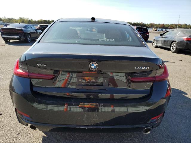 3MW89FF00R8E32705 BMW 3 Series 330XI 6