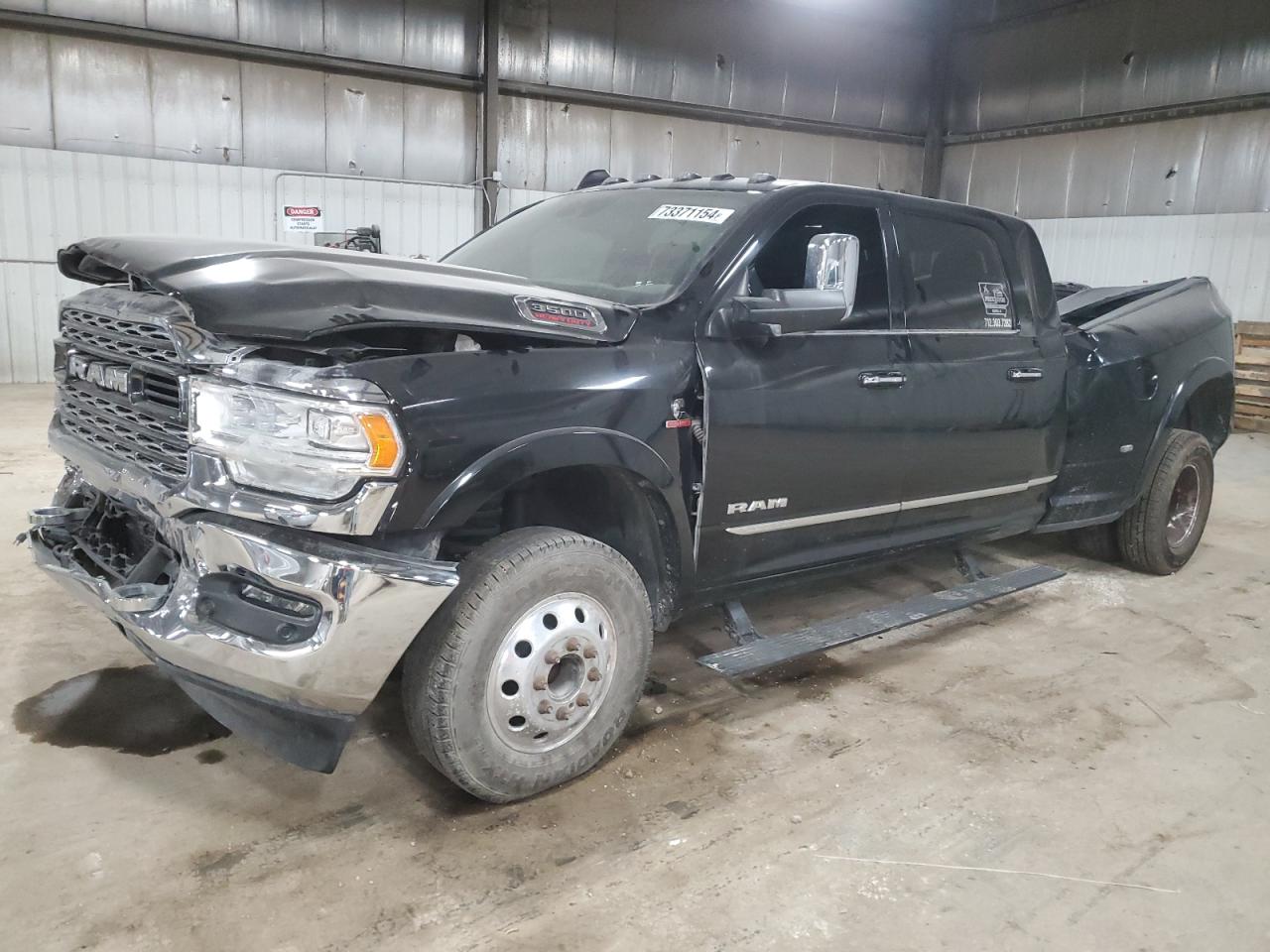2020 Ram 3500 Limited na sprzedaż w Des Moines, IA - Rear End