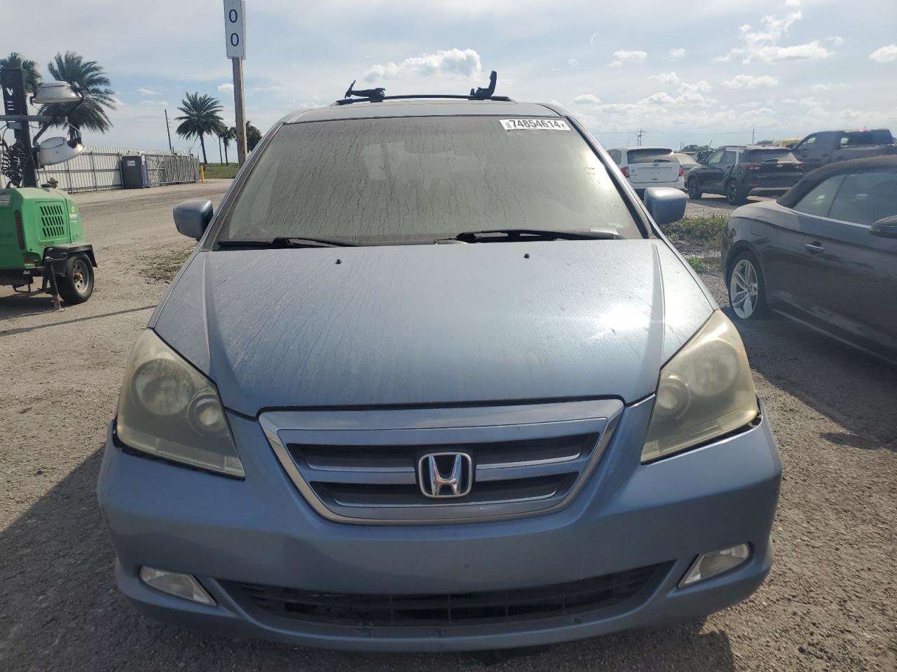 2007 Honda Odyssey Touring VIN: 5FNRL38807B108785 Lot: 74854614