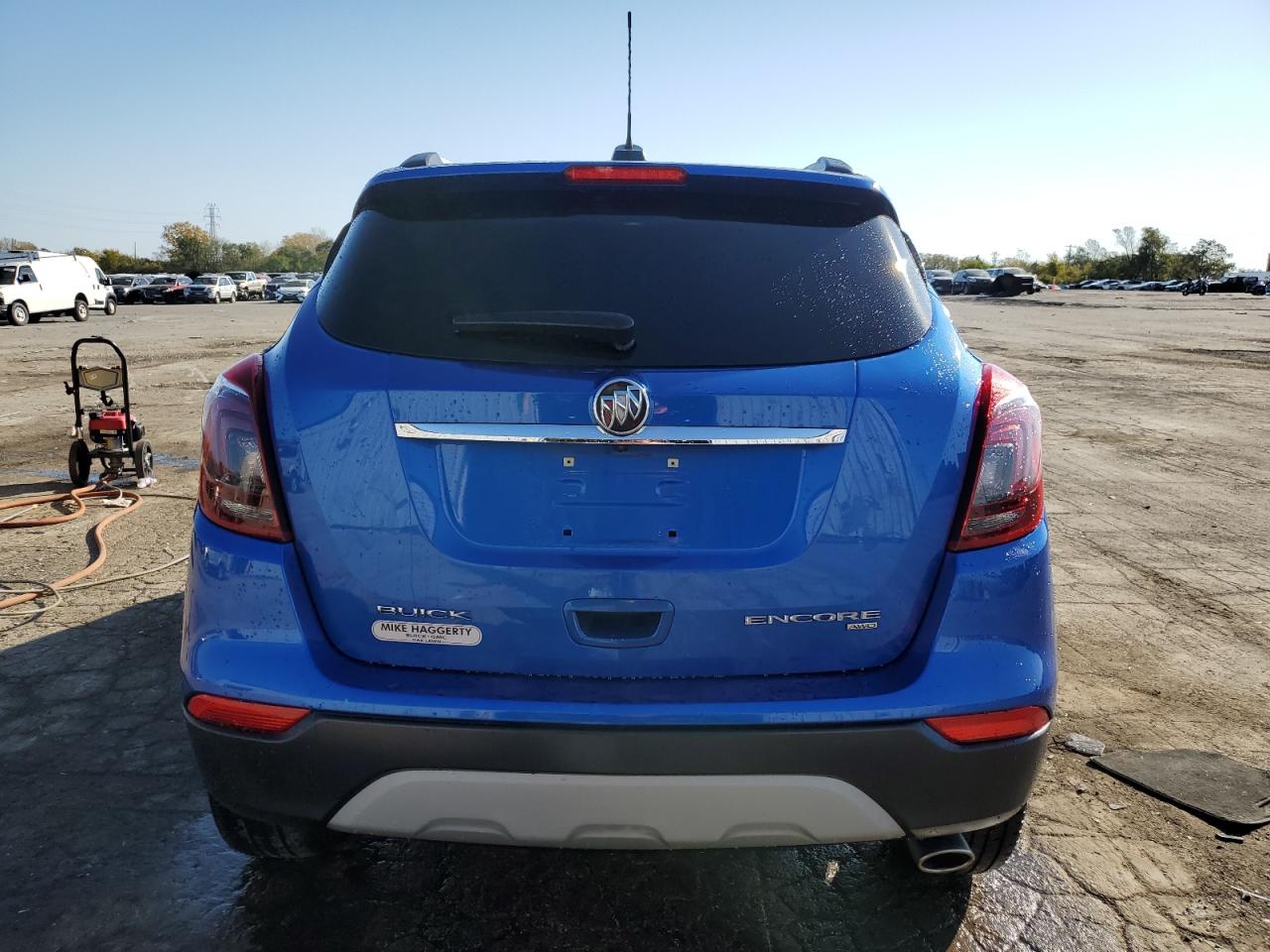 2018 Buick Encore Essence VIN: KL4CJGSB8JB529102 Lot: 76786674