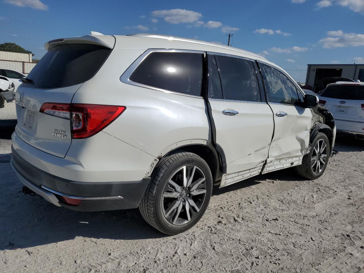2019 Honda Pilot - Image 3