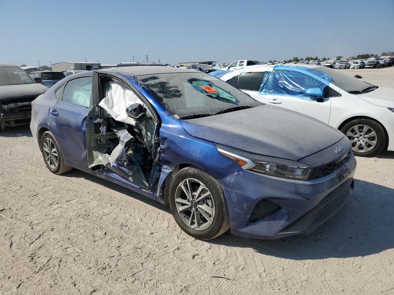 2024 Kia Forte - Image 4