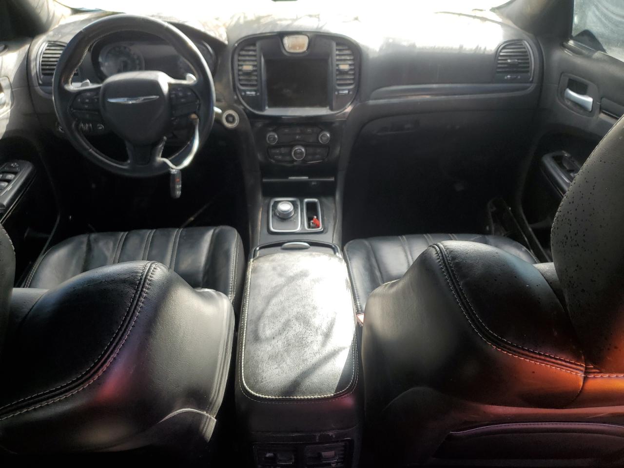 2016 Chrysler 300 - Image 8