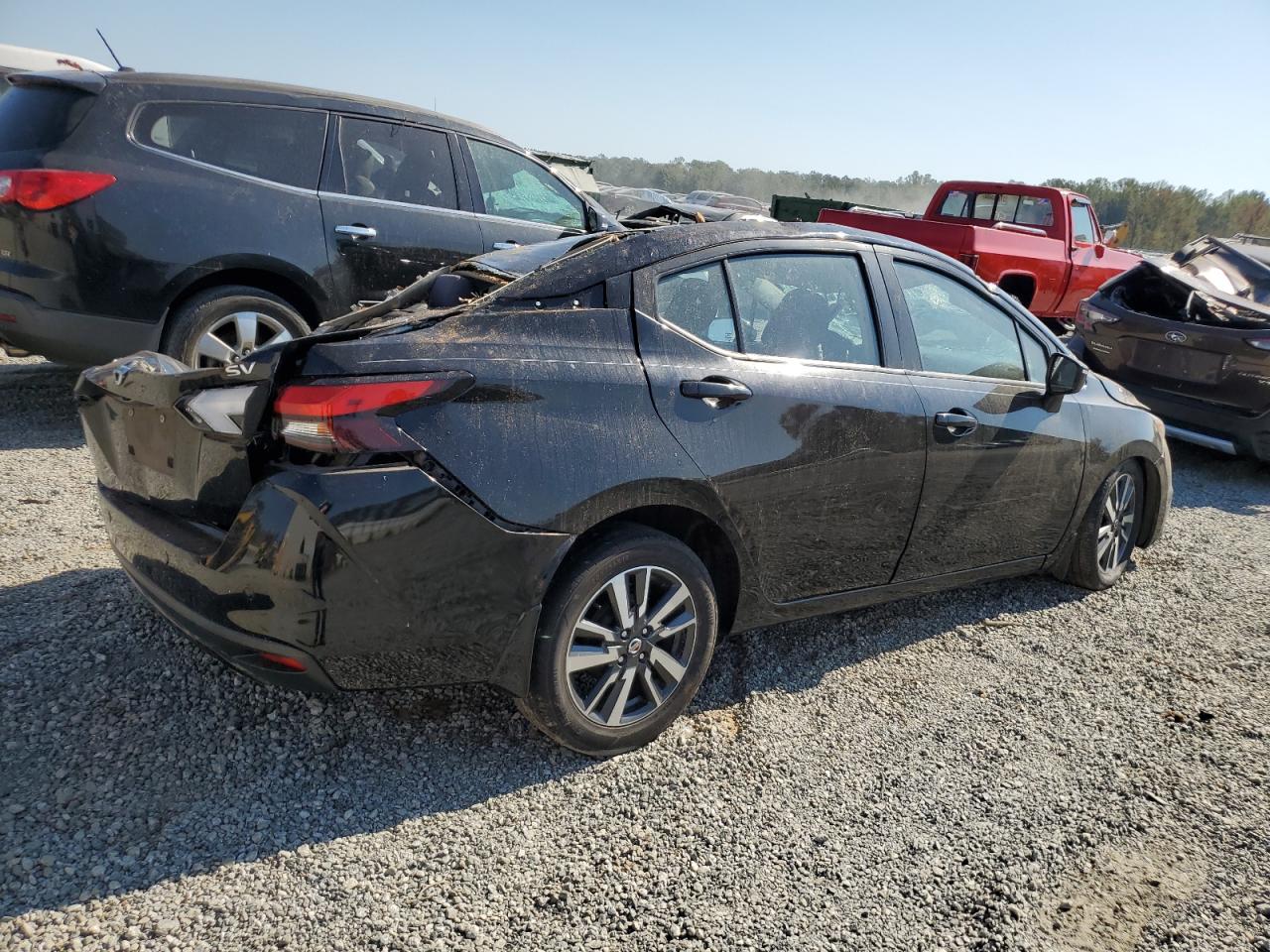 2020 Nissan Versa - Image 3