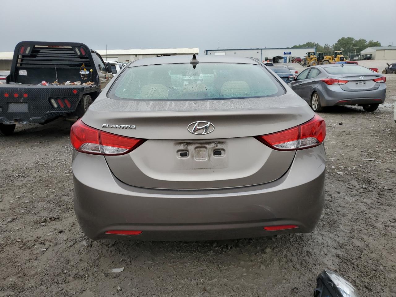 5NPDH4AE4BH026750 2011 Hyundai Elantra Gls