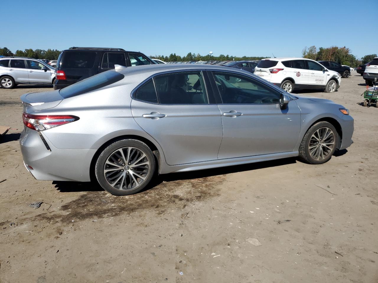 2019 Toyota Camry - Image 3