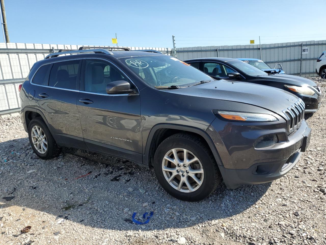 2015 Jeep Grand Cherokee - Image 4