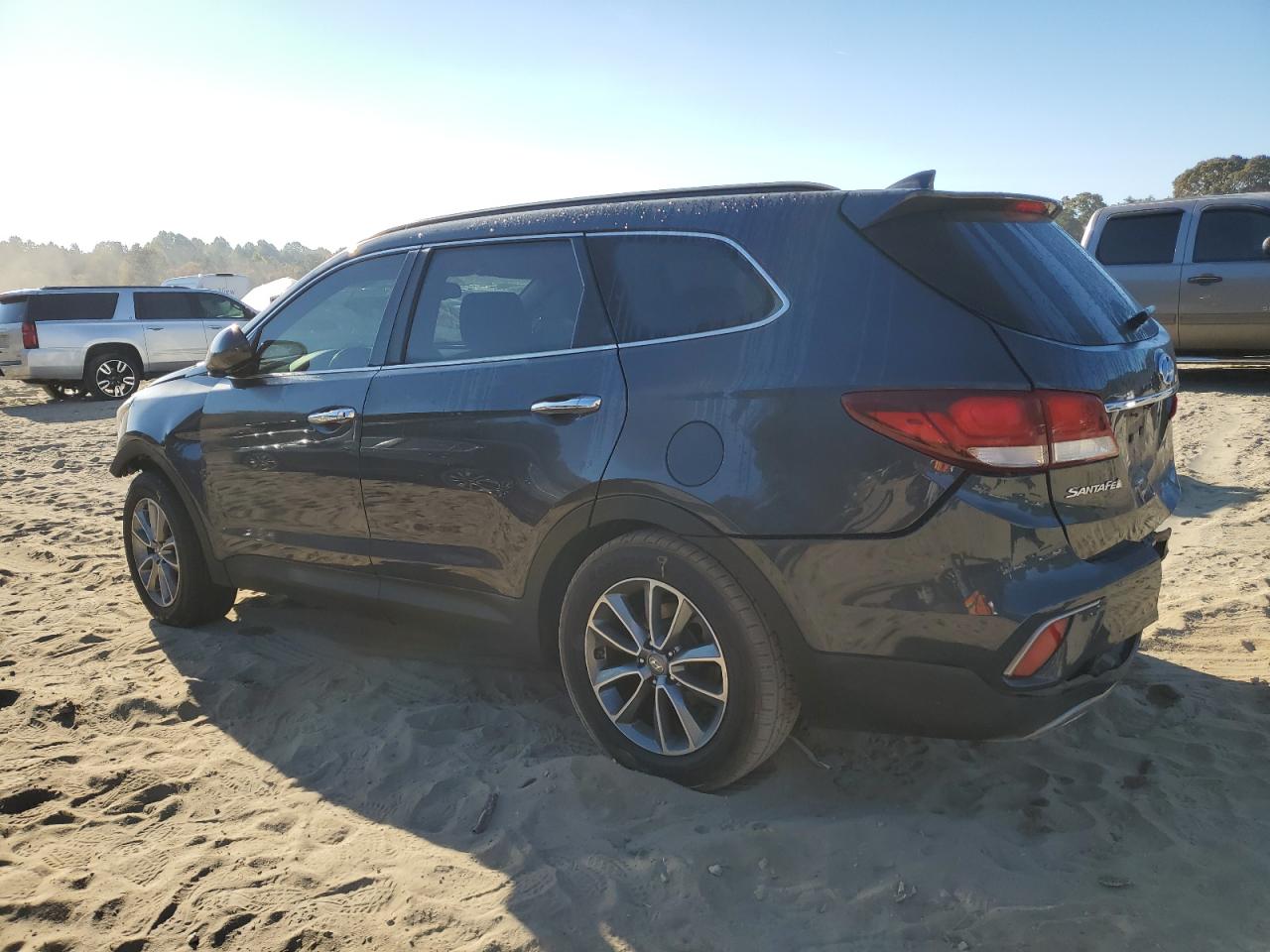 2017 Hyundai Santa Fe - Image 2