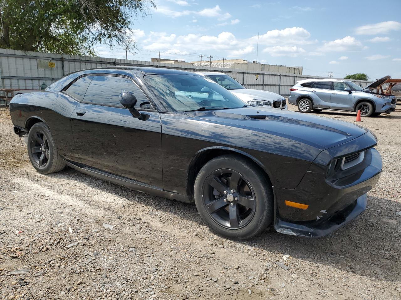 VIN 2C3CDYAG8DH724987 2013 DODGE CHALLENGER no.4