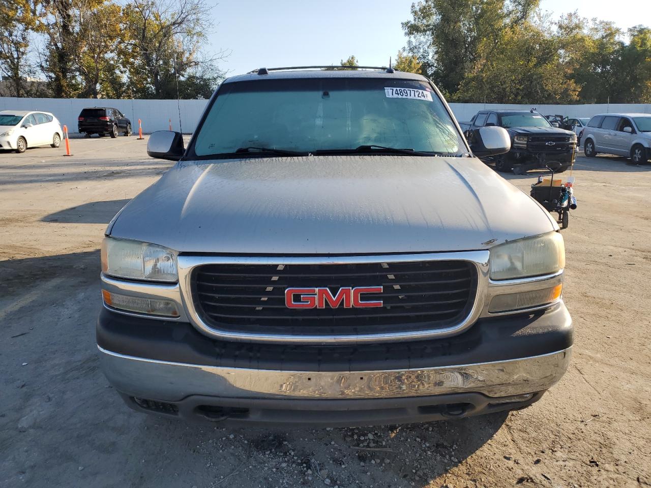 2005 GMC Yukon - Image 5