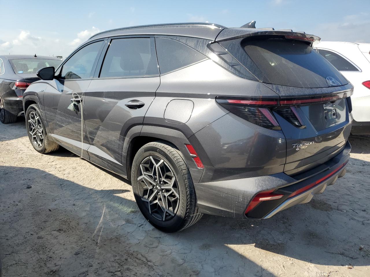 2023 Hyundai Tucson - Image 2