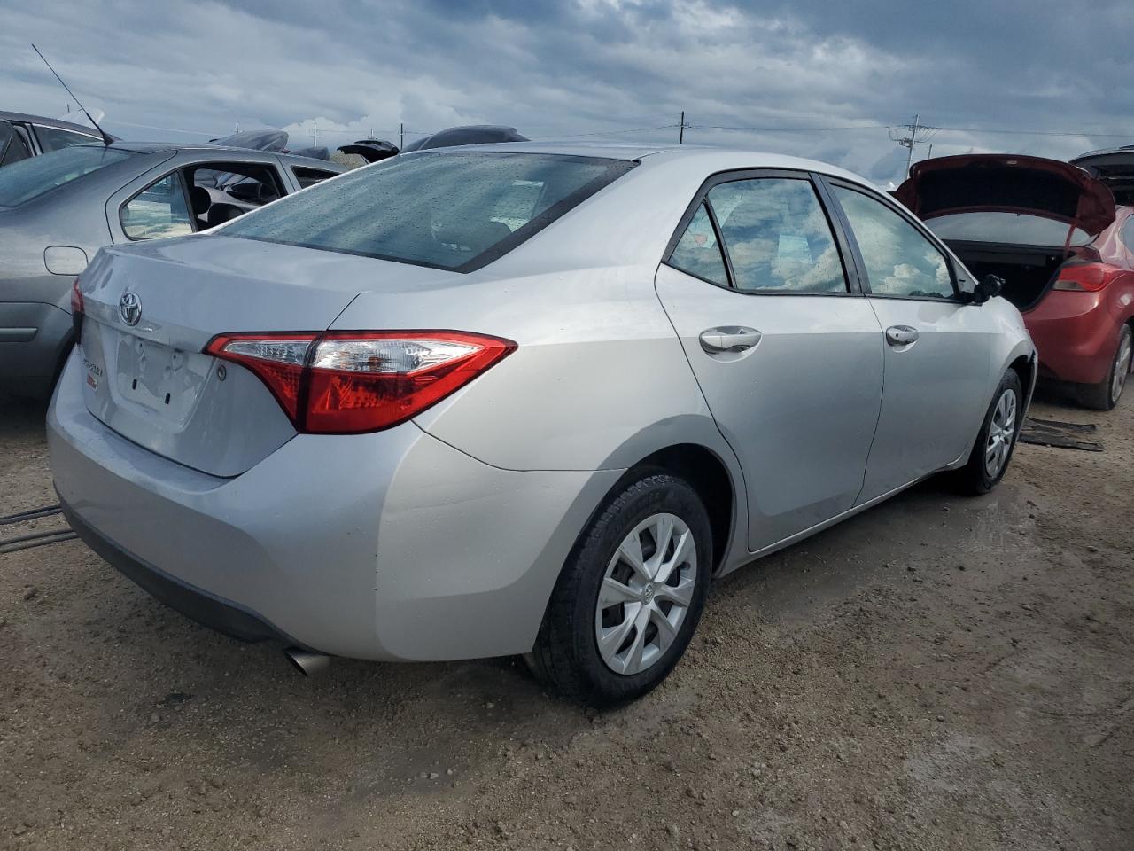 2015 Toyota Corolla - Image 3
