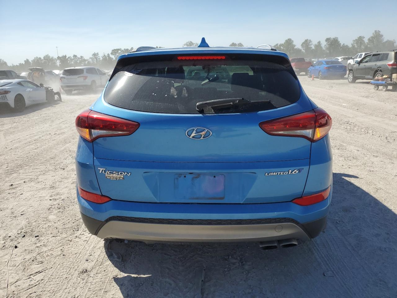 2018 Hyundai Tucson Value VIN: KM8J33A23JU708858 Lot: 74988234