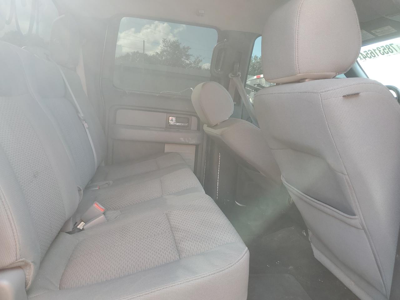2013 Ford F-150 - Image 10