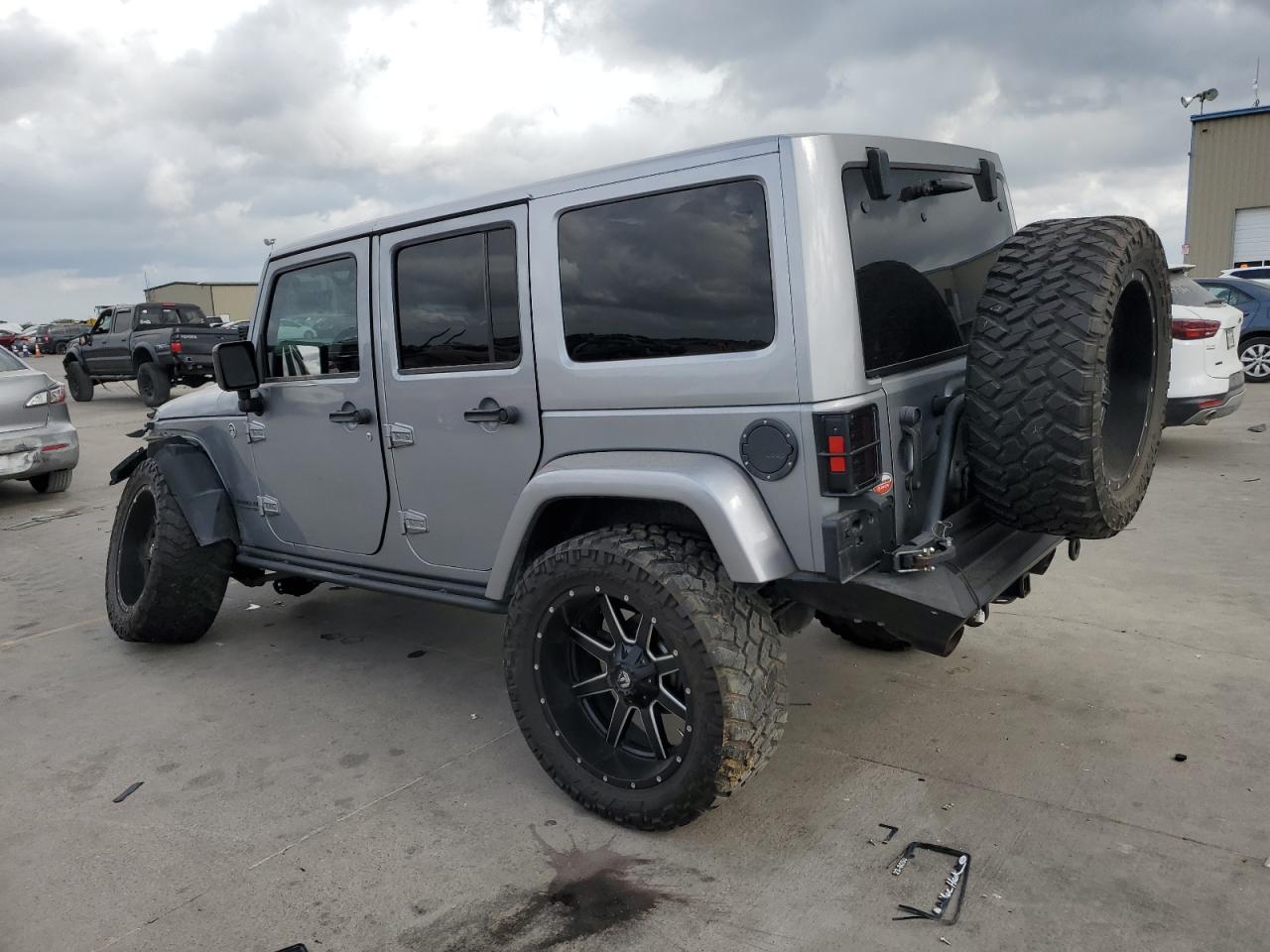 VIN 1C4BJWEG3FL766391 2015 JEEP WRANGLER no.2