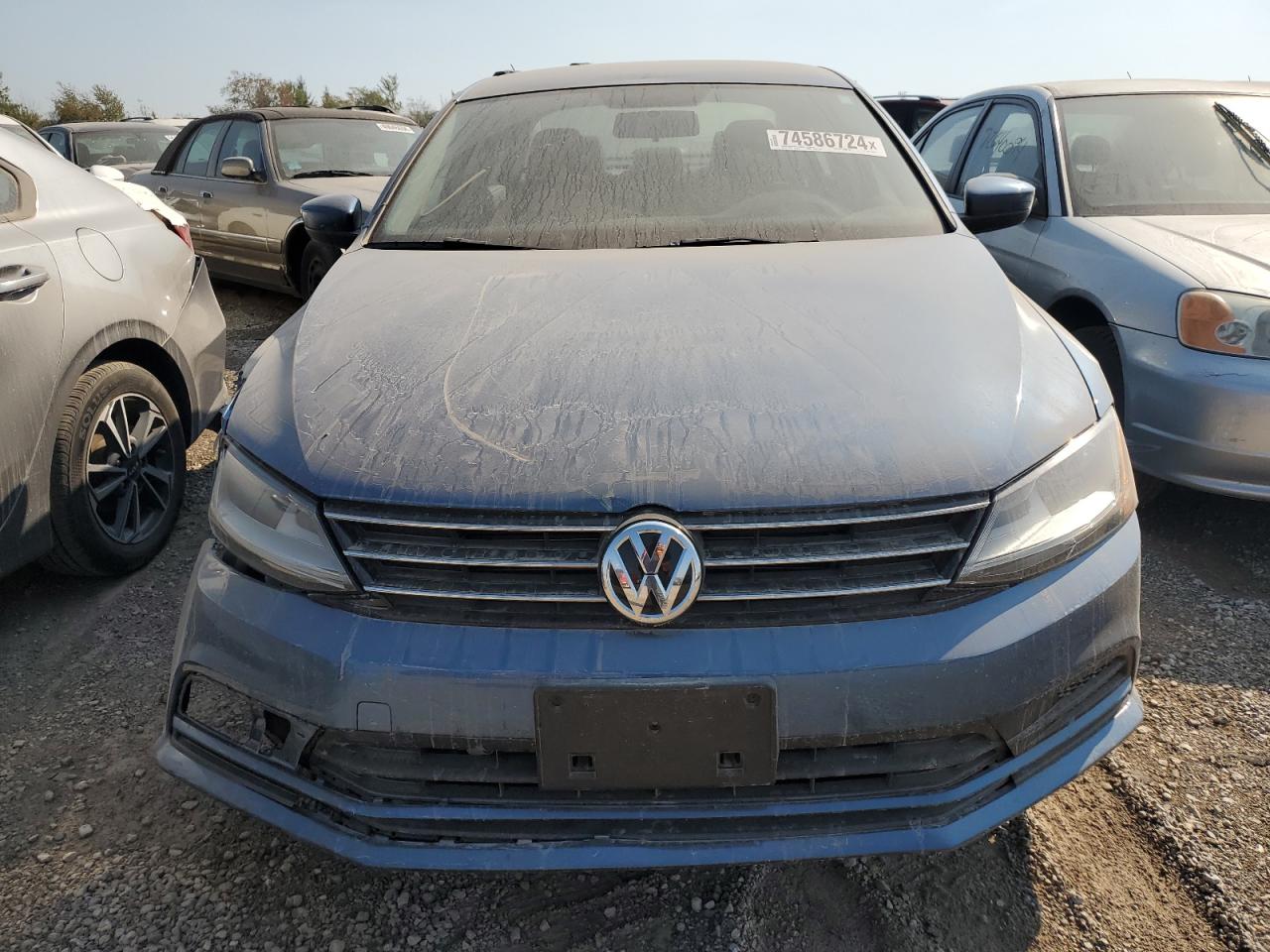 2017 Volkswagen Jetta - Image 5