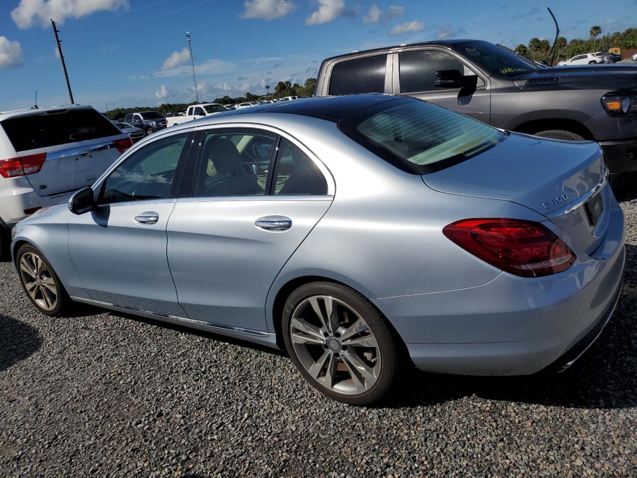 2017 Mercedes-Benz C-klasse - Image 2