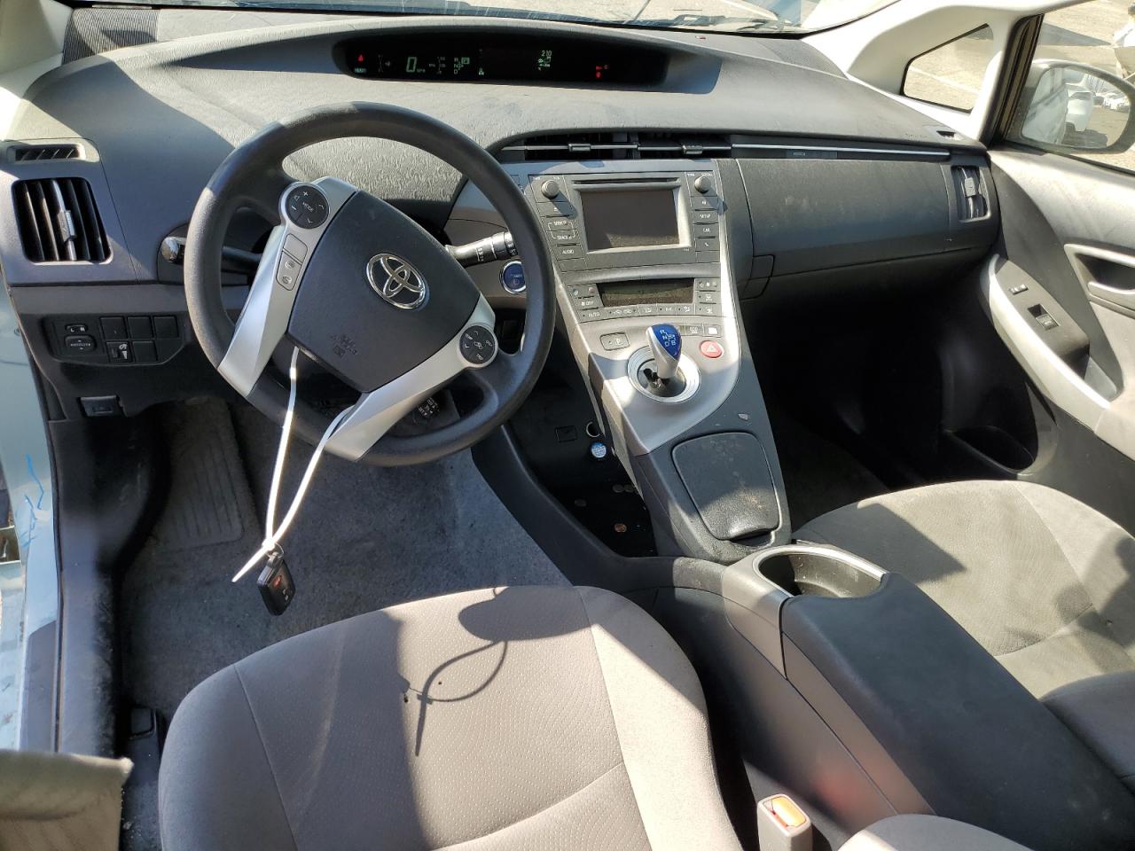 JTDKN3DU0F1965680 2015 Toyota Prius