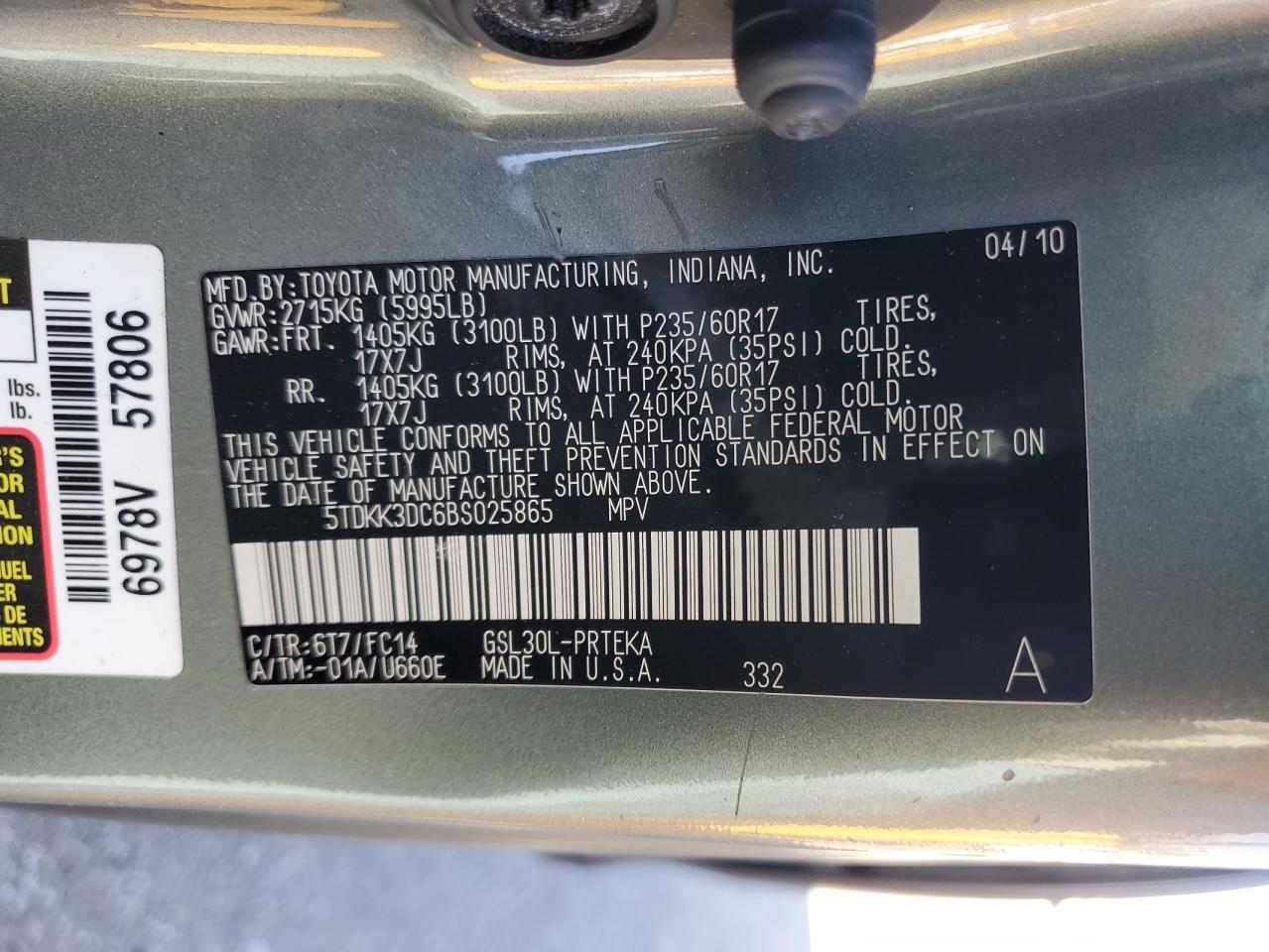 2011 Toyota Sienna - Image 14