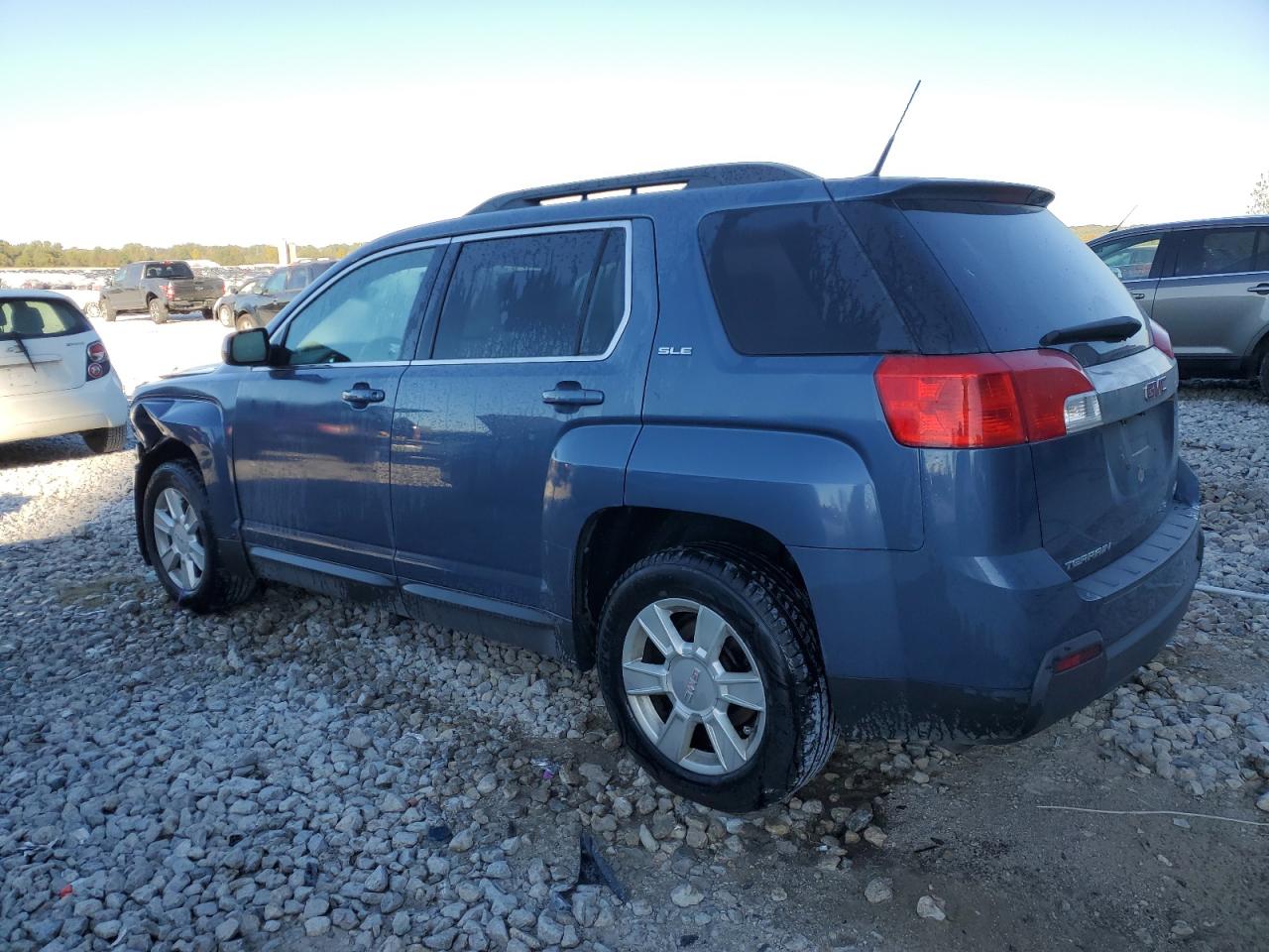 2011 GMC Terrain - Image 2