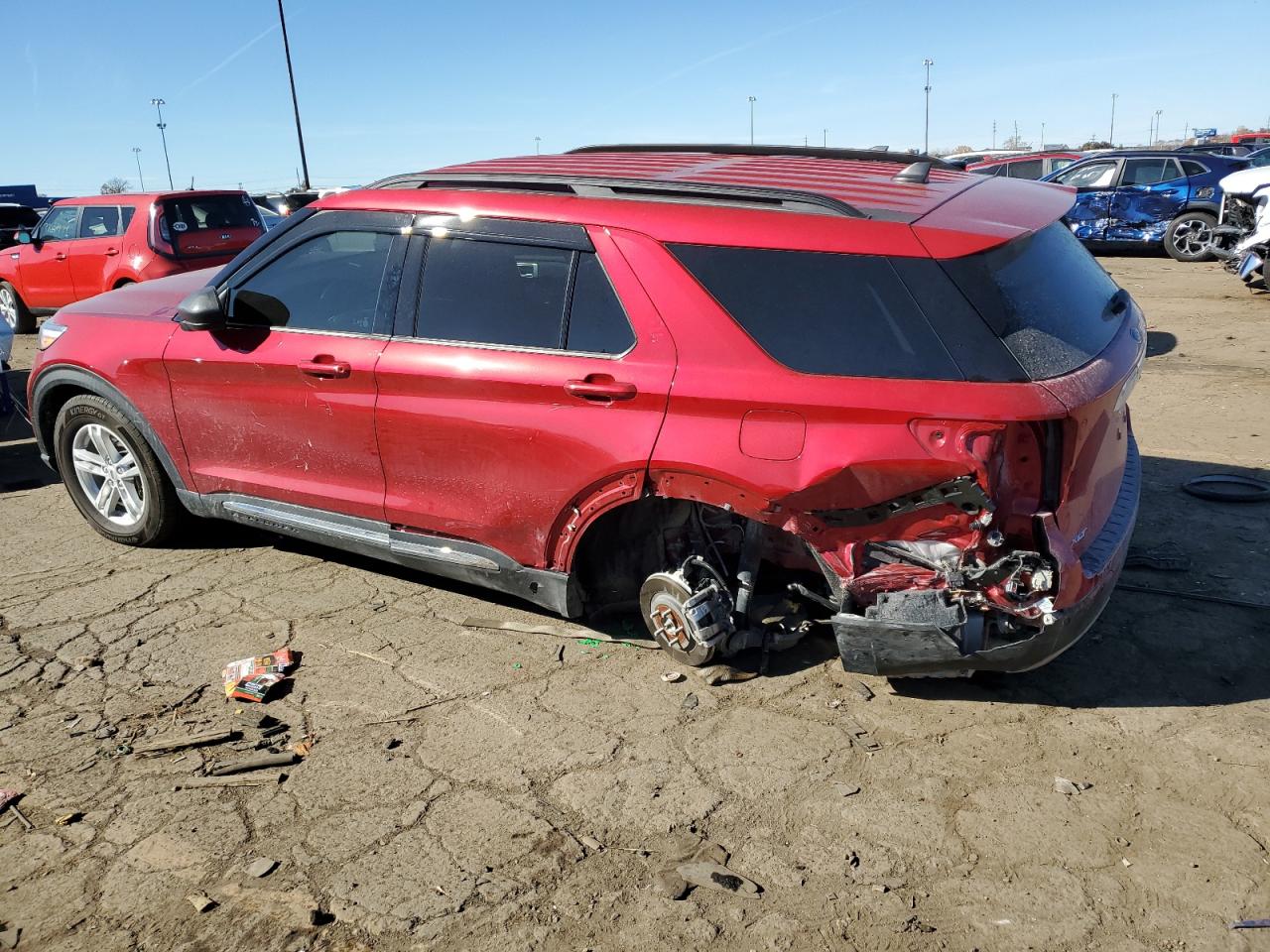 2023 Ford Explorer - Image 2