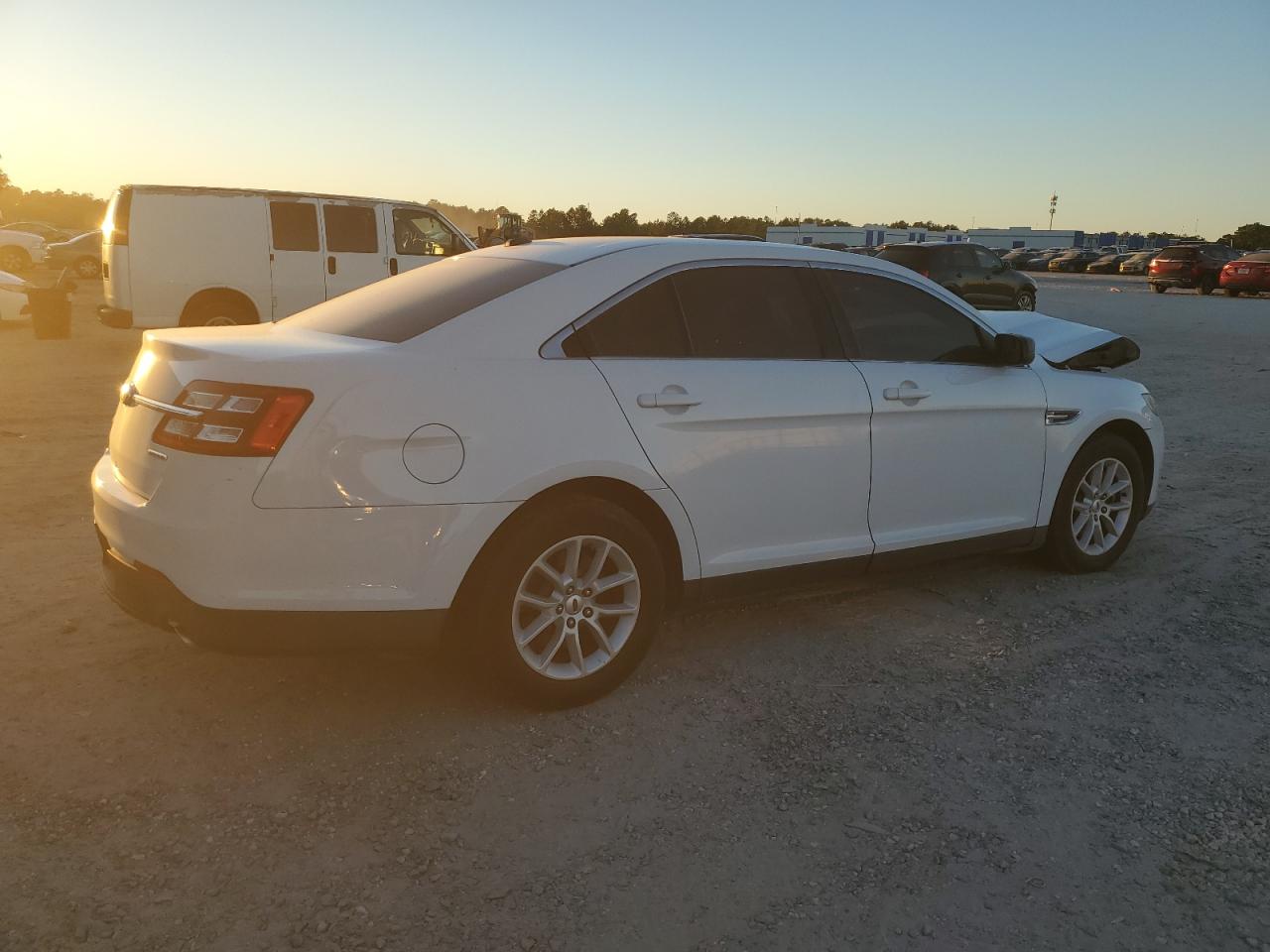 2013 Ford Taurus Se VIN: 1FAHP2D8XDG160108 Lot: 76736144