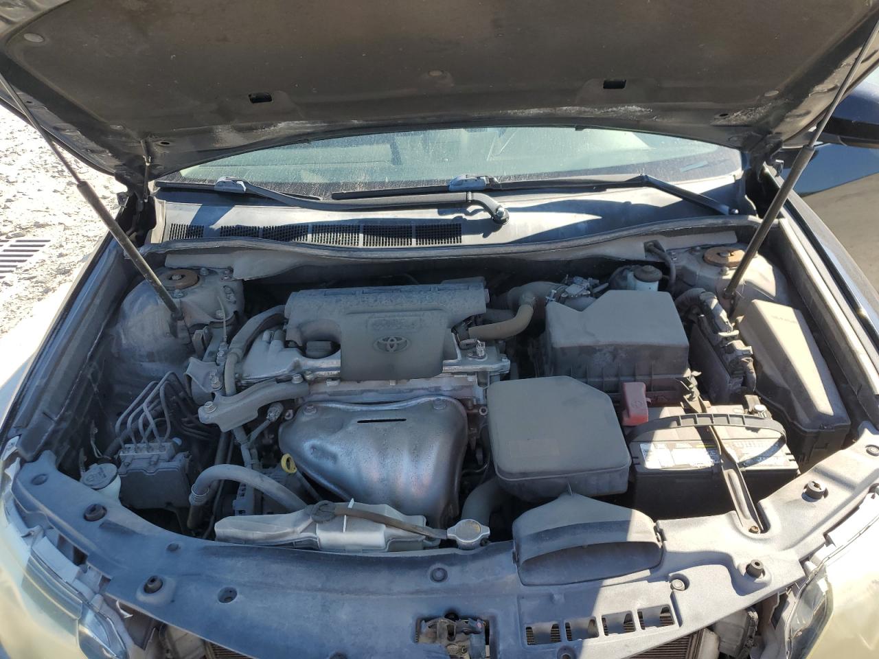 2014 Toyota Camry - Image 11