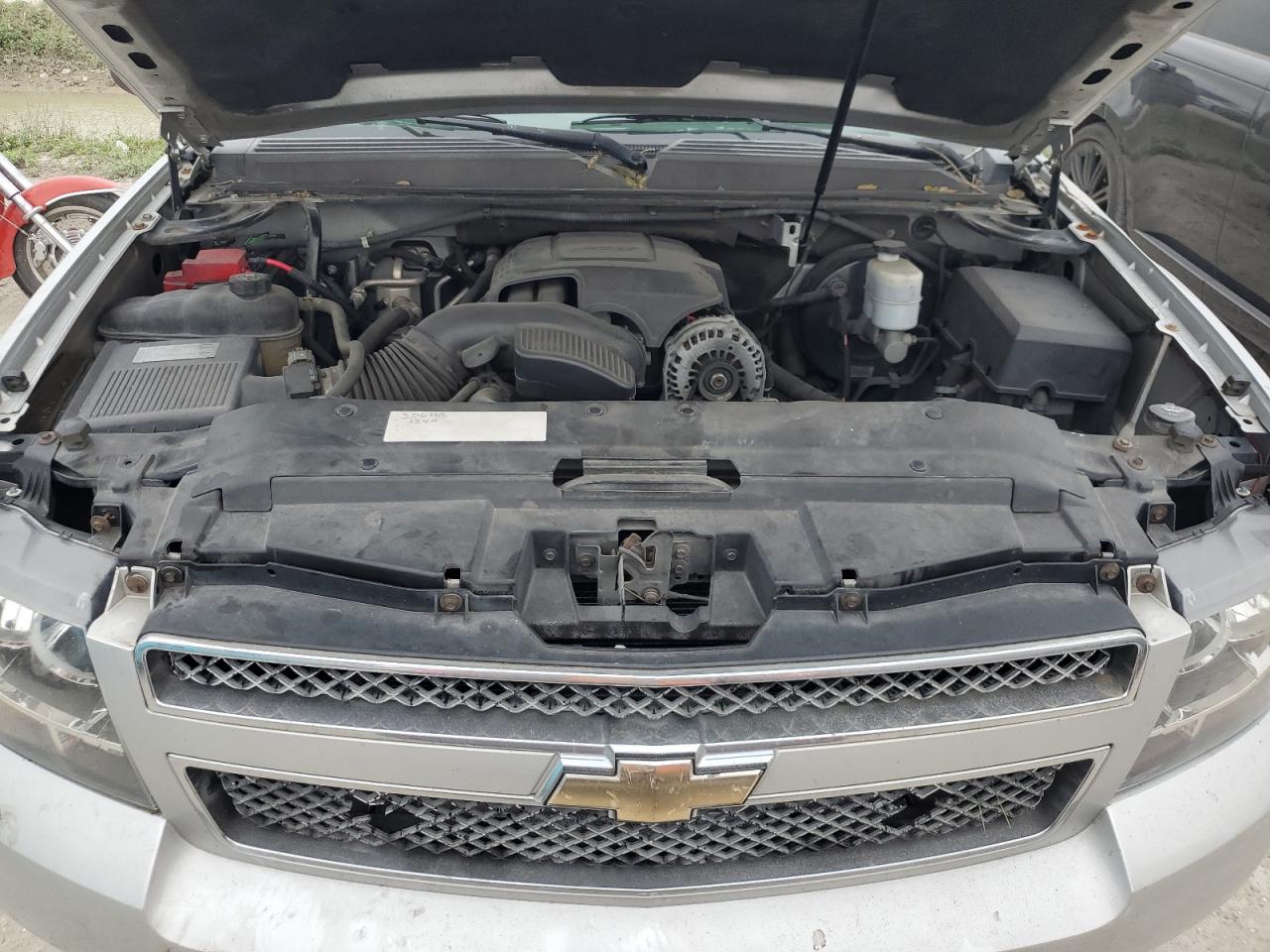 1GNUCJE08AR133956 2010 Chevrolet Suburban C1500 Lt