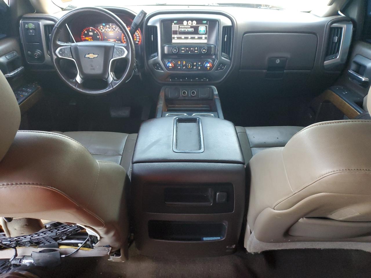 2015 Chevrolet Silverado - Image 8