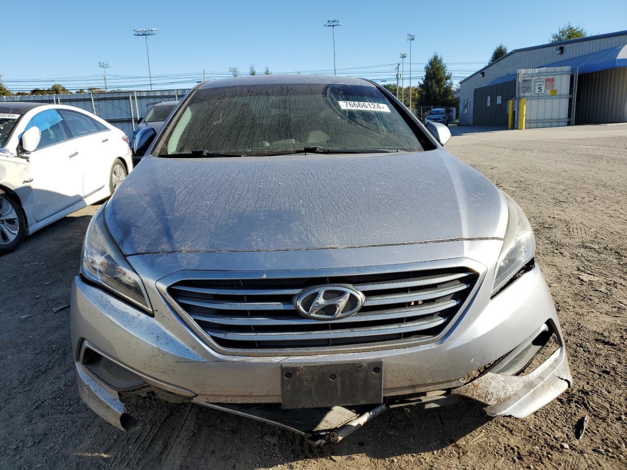 2017 Hyundai Sonata Se VIN: 5NPE24AF4HH569281 Lot: 76666124