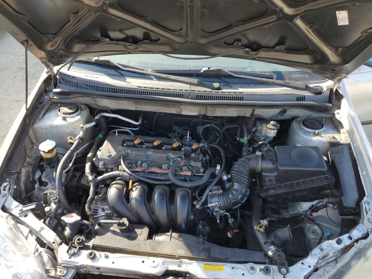 2005 Toyota Corolla - Image 11
