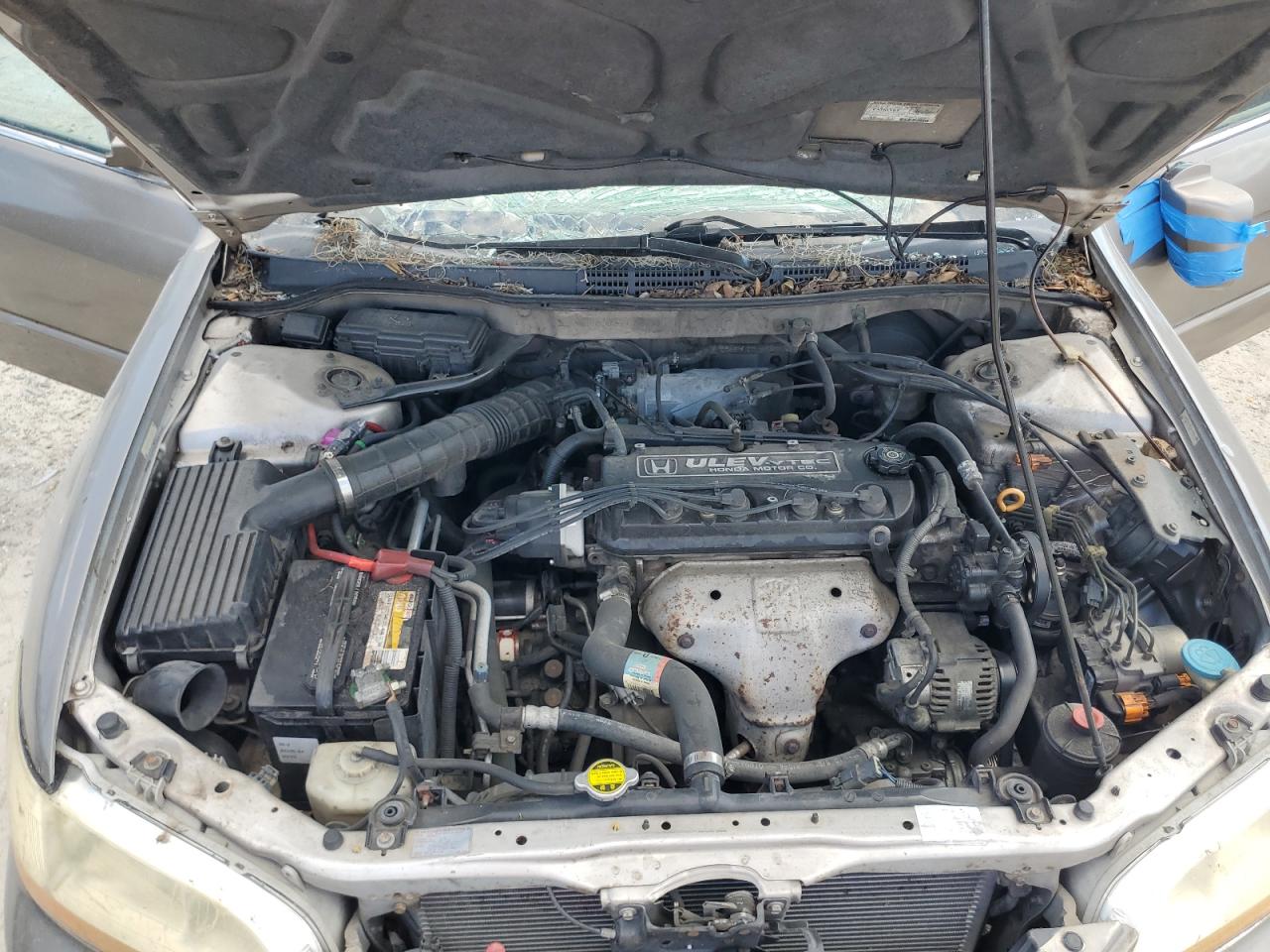 1HGCG5652XA076673 1999 Honda Accord Ex