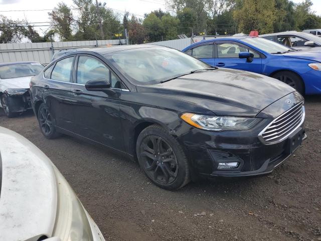 3FA6P0HDXLR142184 Ford Fusion SE 4