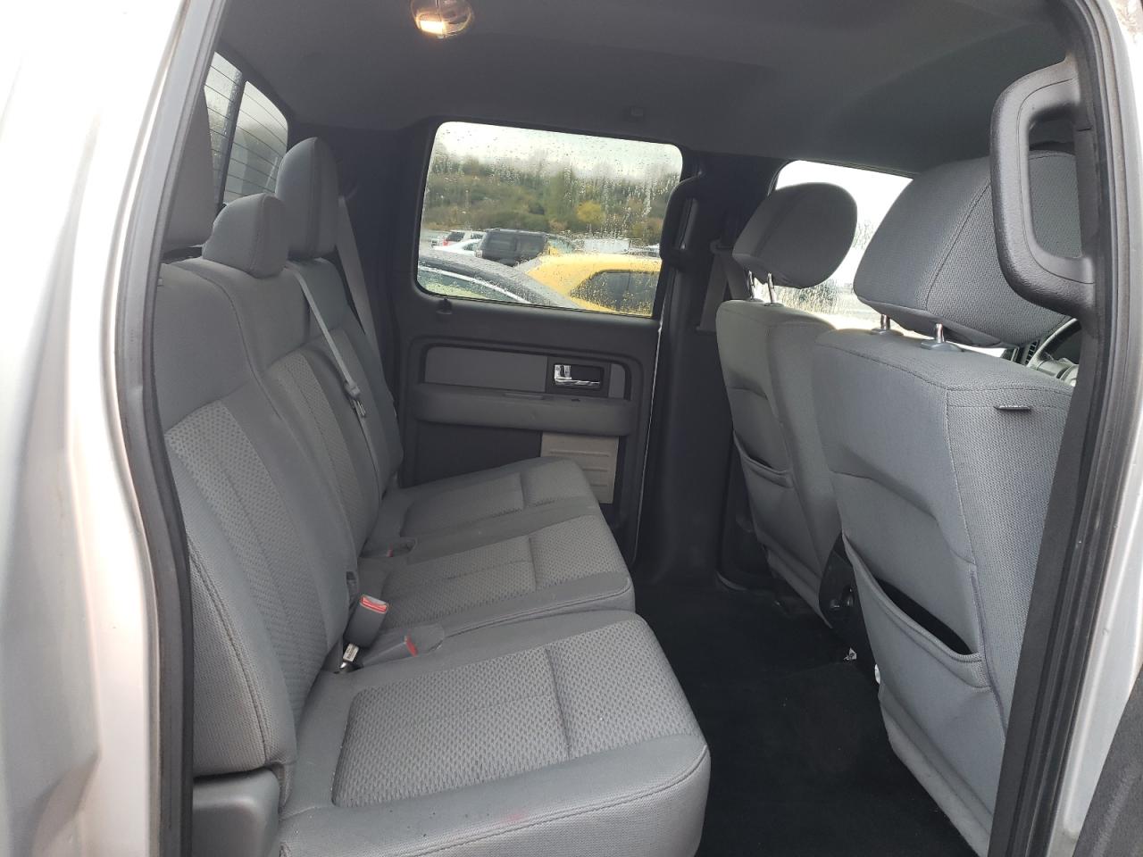 2013 Ford F-150 - Image 10